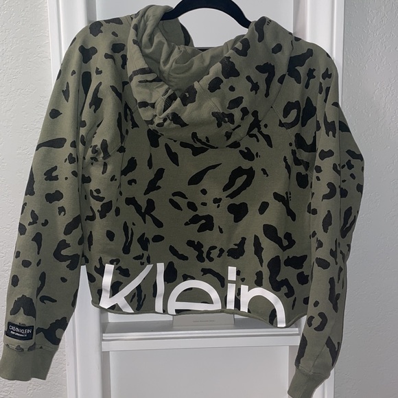 🌸2/$5 Calvin Klein performance hoody size M - Picture 3 of 7